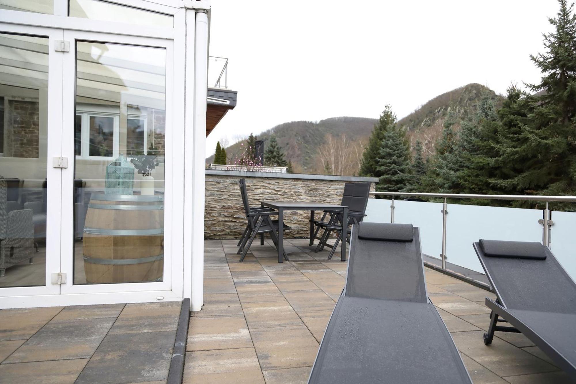 Ferienwohnung Moselallee 5 Sterne โมเซิลแคร์น ภายนอก รูปภาพ
